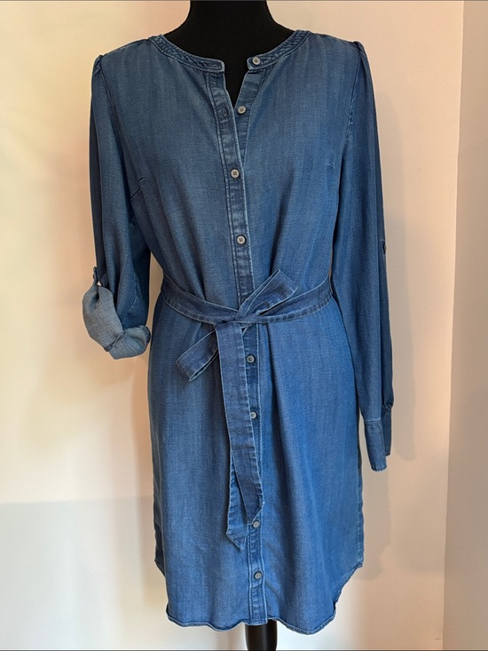 LOFT Dresses & Skirts - LOFT soft, chambray jean denim shirt dress perfect belt small S